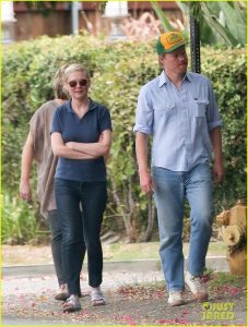 52180198 Kirsten Dunst was spotted leaving her house with her new boyfriend Jesse Plemons. The two went to eat lunch in Los Angeles. Afterwards they went and checked out a house and hugged at the end! FameFlynet, Inc - Beverly Hills, CA, USA - +1 (310) 505-9876